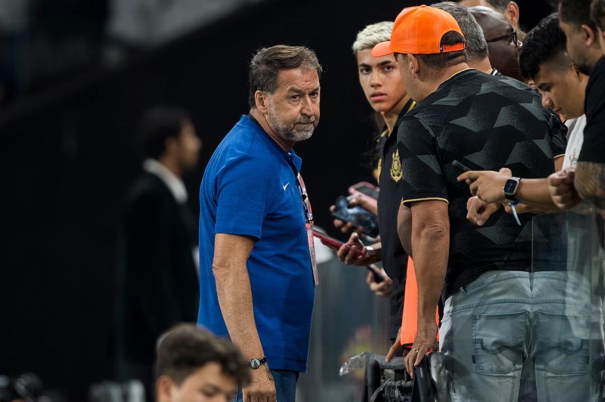 Torcedor disse que Augusto Melo desferiu um soco em seu rosto nas proximidades dos camarotes (Foto/Renato Pizzutto/Ag. Paulistão)