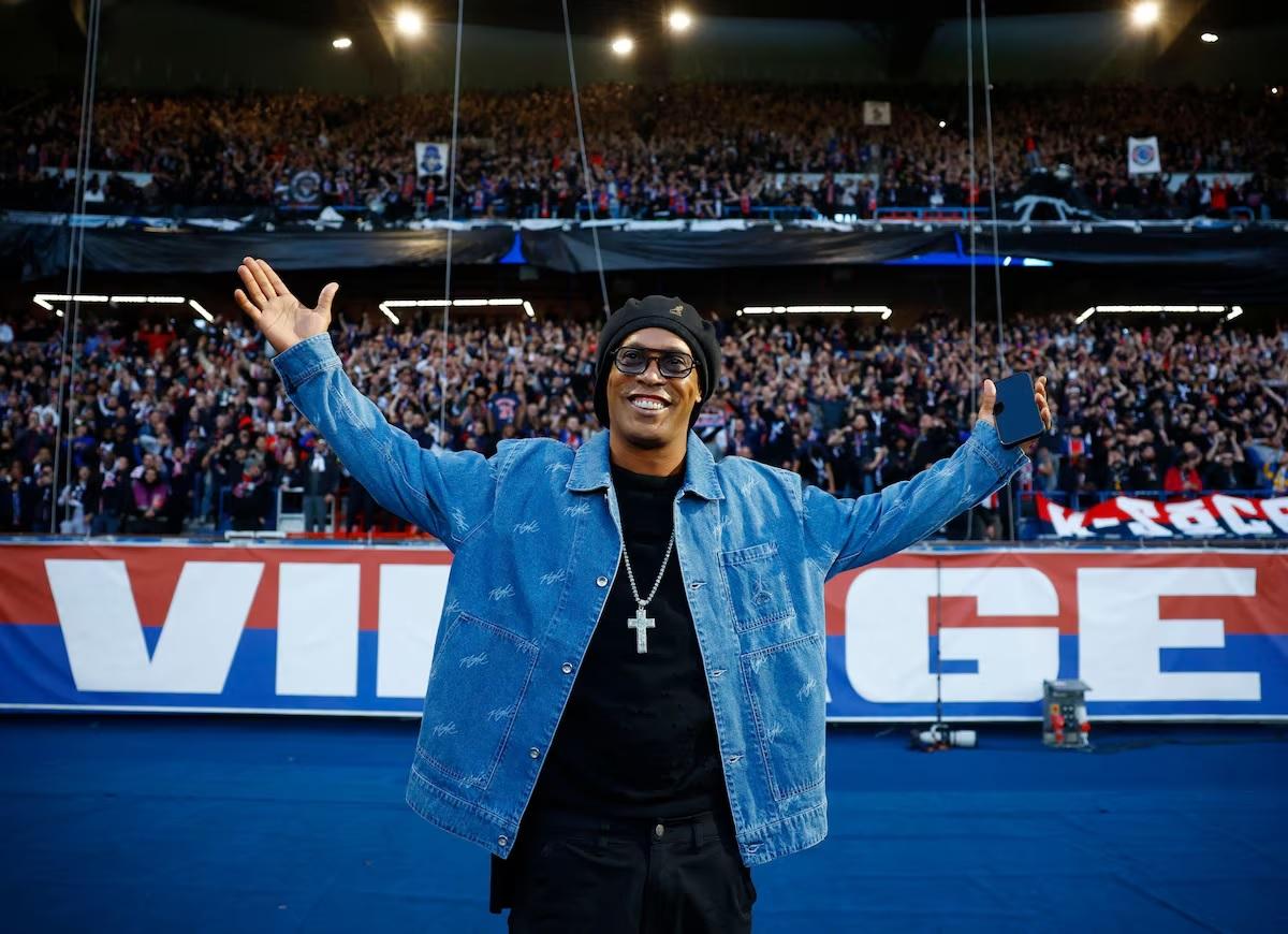 “Eu falei isso para todo mundo reagir, mas lógico que vou apoiar como nunca”, disse Ronaldinho (Foto/Sarah Meyssonnier/Reuters/Estadão)