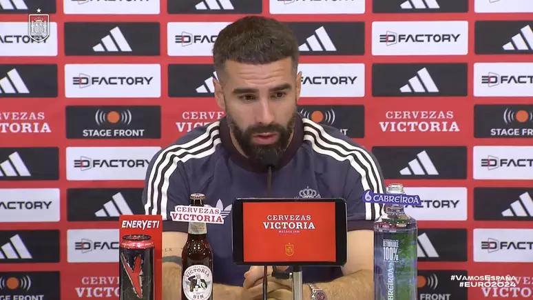 Carvajal, da Espanha, não joga hoje. Está suspenso pelo cartão vermelho recebido nas quartas (Foto/RFFE Esporte News Mundo)