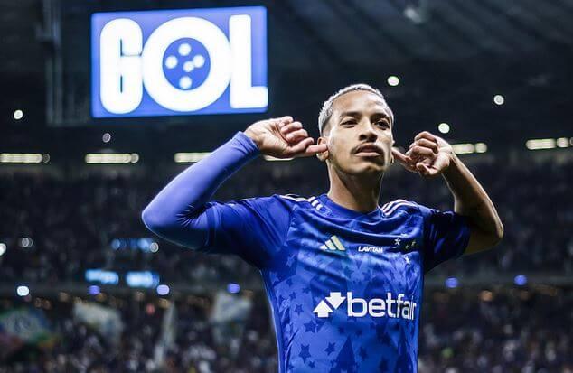 Matheus Pereira, em grande fase, garantiu a vitória do Cruzeiro mais uma vez (Foto/Gustavo Aleixo/Cruzeiro)