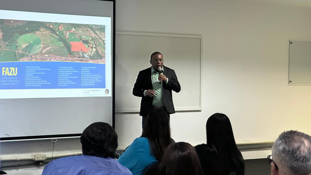 Coordenador de Ciências Contábeis, Alehandro Rosário (Foto/Divulgação)