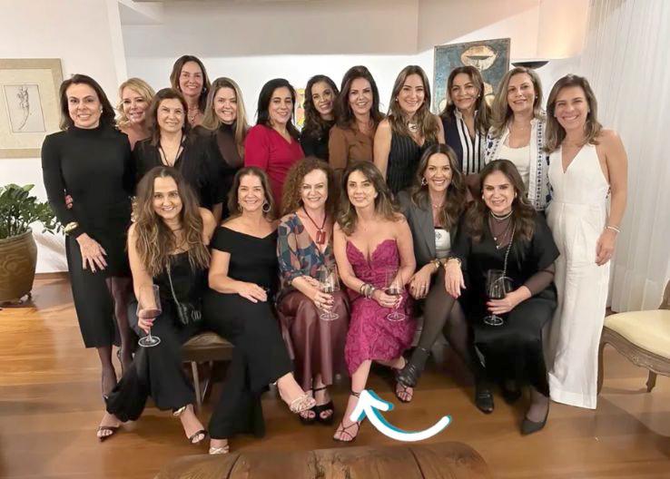 Neste fim de semana, Ana Paula Ribeiro reuniu a turma para festejar mais um ano de vida (Foto/Arquivo pessoal)