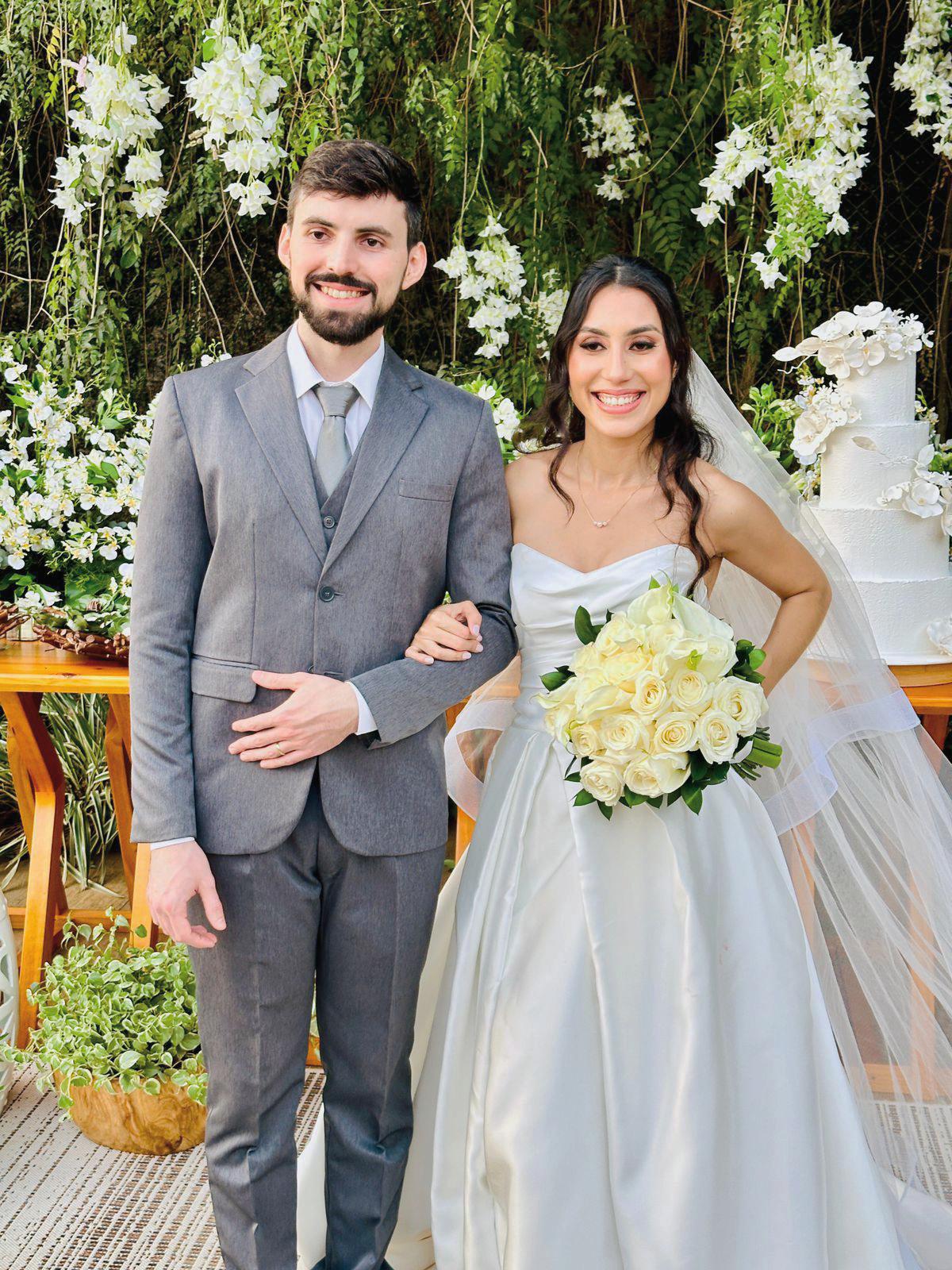 Noivos Stefany e Douglas, casamento movimentado na casa do Folclore (Foto/Arquivo pessoal)