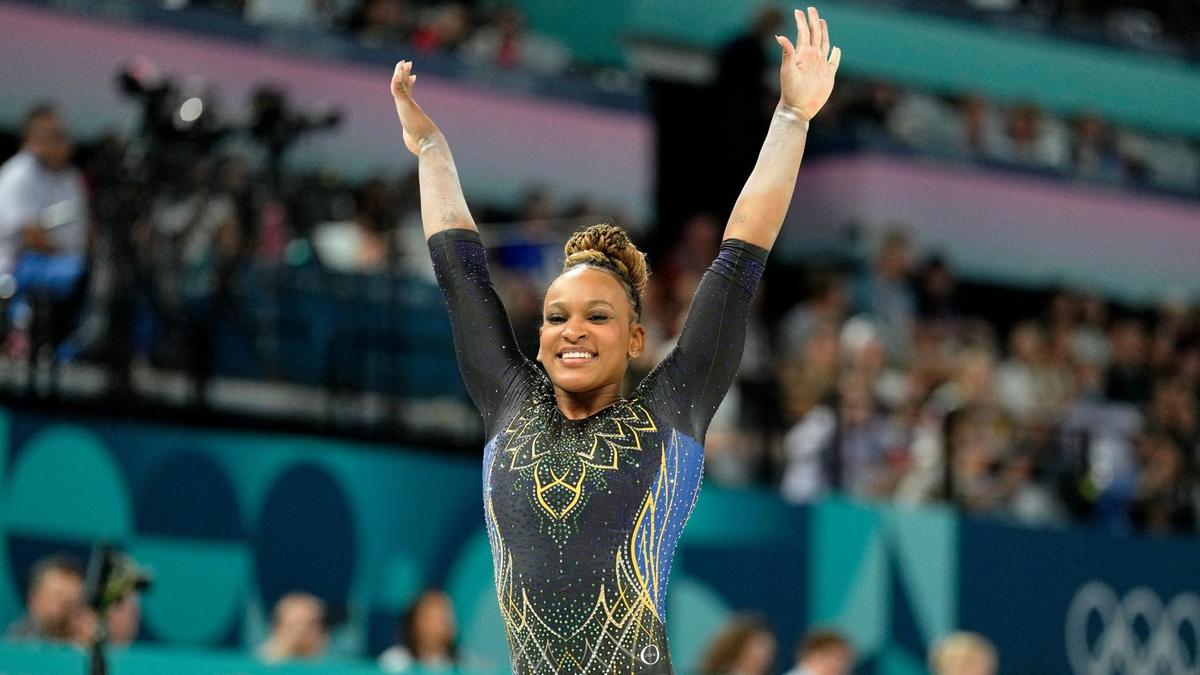 Rebeca Andrade é o grande destaque brasileiro nas olimpíadas de Paris com duas medalhas na ginástica artística (Foto/Reprodução Sportingnews.com)