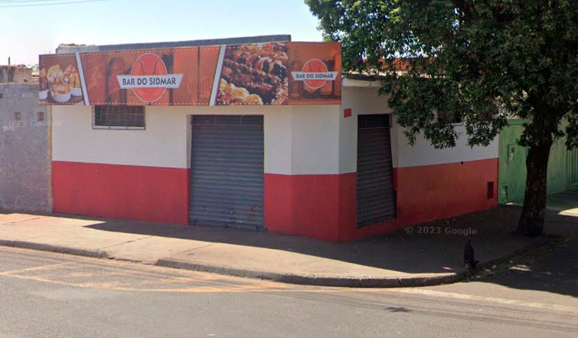 Bar alvejado por arma de fogo no Jardim Primavera, durante a madrugada, segundo relatos de comerciante (Foto/Reprodução)