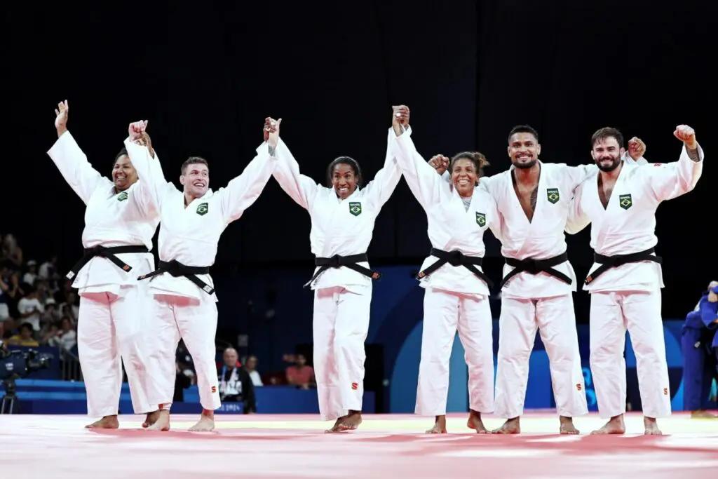 Mais uma vez Bia Souza foi soberana e ganhou mais uma medalha para o Brasil (Foto/Miriam Jeske/COB)