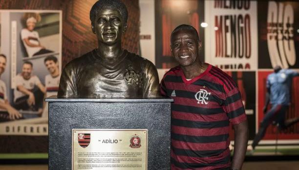 Adilio estava internado devido à um câncer (Foto/Paulo Reis/Flamengo)