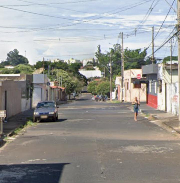 Alameda Granada, onde será feita a mudança de via (Foto/Google Street View)