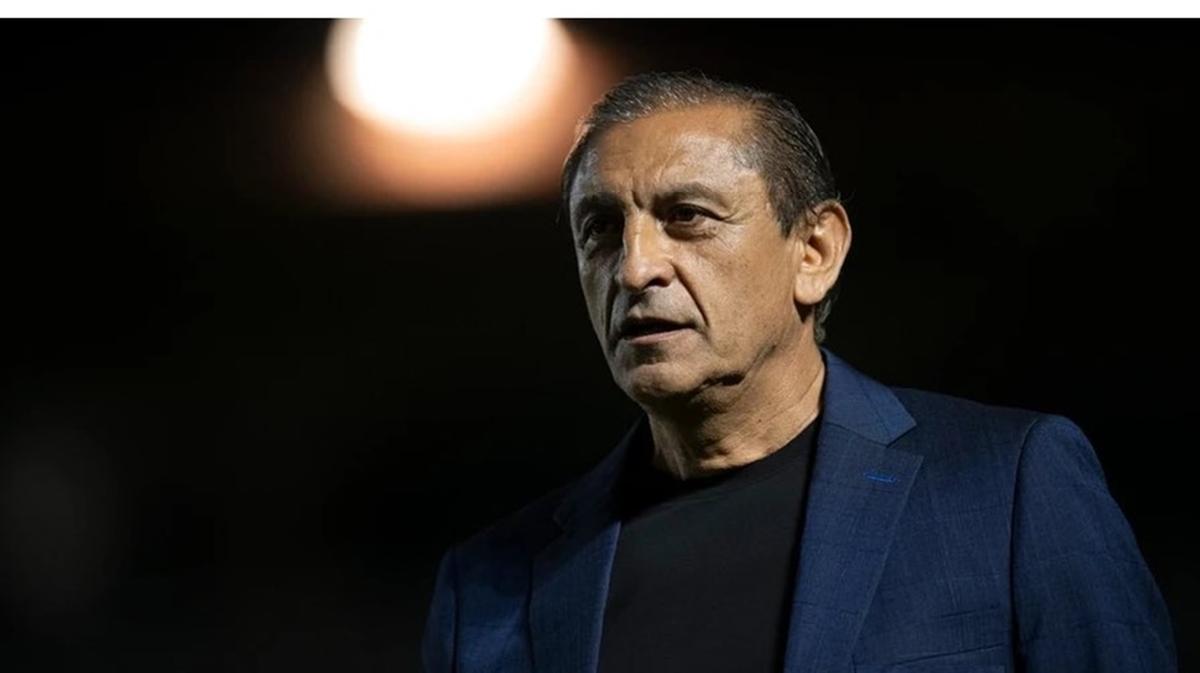 Ramón Díaz admitiu abertamente que o clube precisa de um homem-gol (Foto/CRVG)