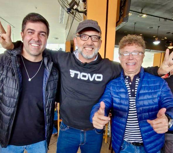 Franco Cartafina, Richard Maciel e Tony Carlos (Foto/Reprodução)