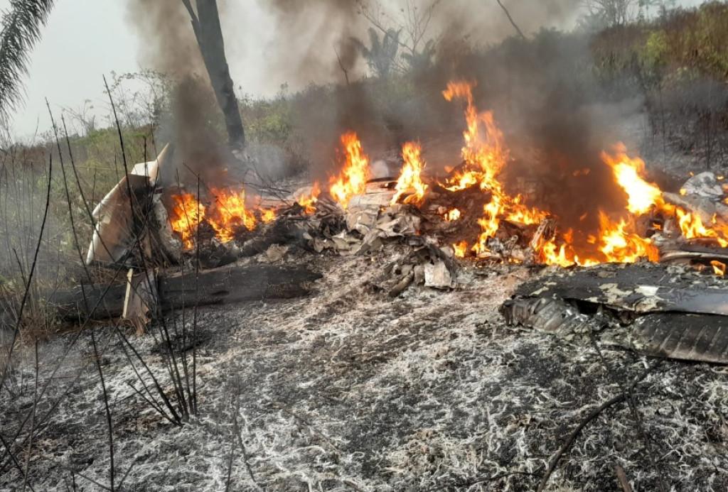 Avião caiu em uma fazenda no interior do Mato Grosso (Foto/Reprodução)