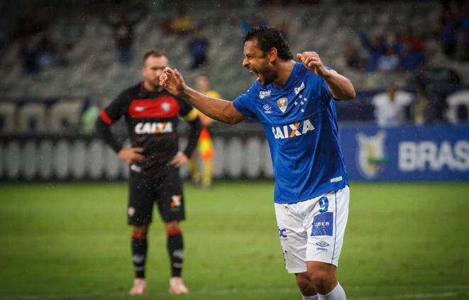 Fred, ex-centroavante, comemora gol do Cruzeiro sobre o Vitória em 2018 (Foto/Vinnicius Silva/Cruzeiro)