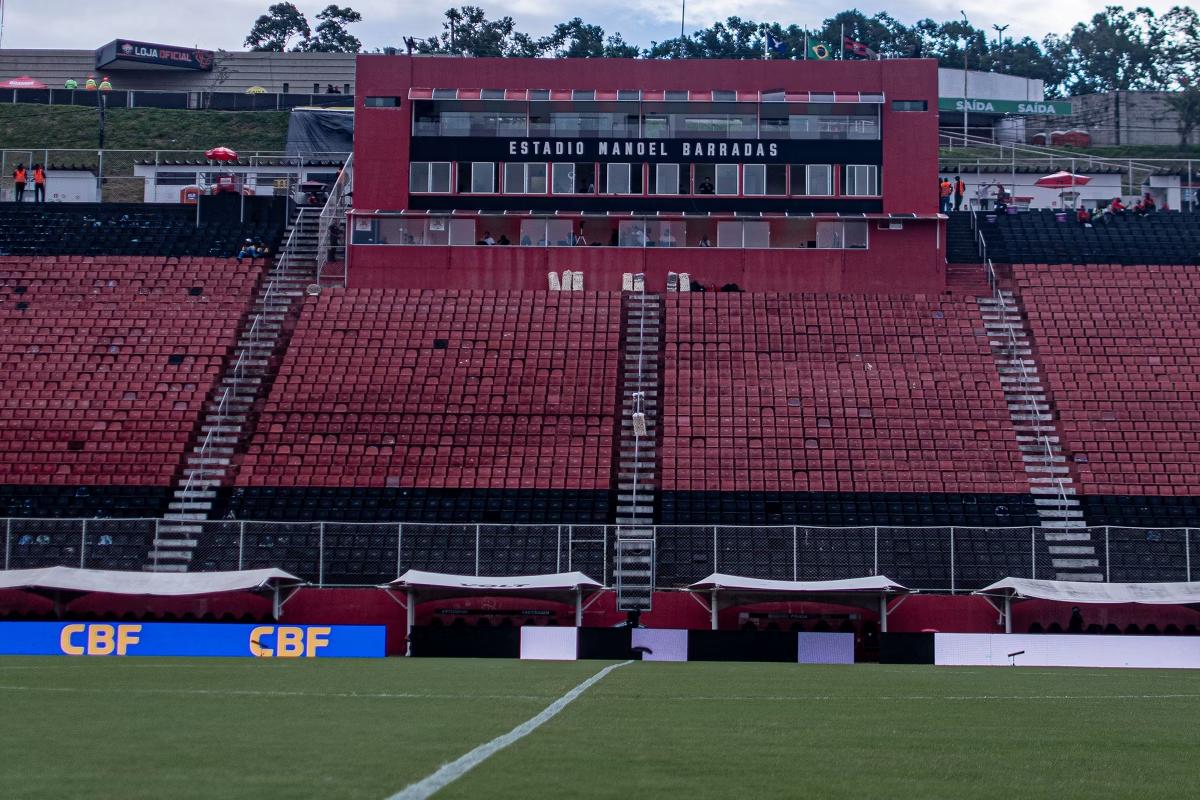 Estádio Manoel Barradas tem capacidade para 30 mil pessoas (Foto/VICTOR FERREIRA)