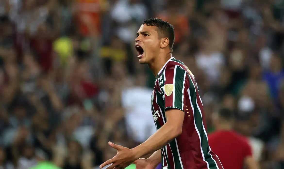 O Fluminense iniciou muito bem o confronto, pressionando o Grêmio, que iniciou a partida com uma formação conservadora, com uma linha de cinco homens na defesa (Foto/REUTERS/Sergio Moraes)