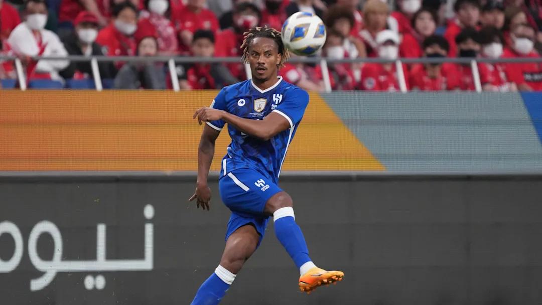 A chegada de Carrillo foi possível porque a janela de transferências ainda estava aberta (Foto/Etsuo Hara/Getty Images)