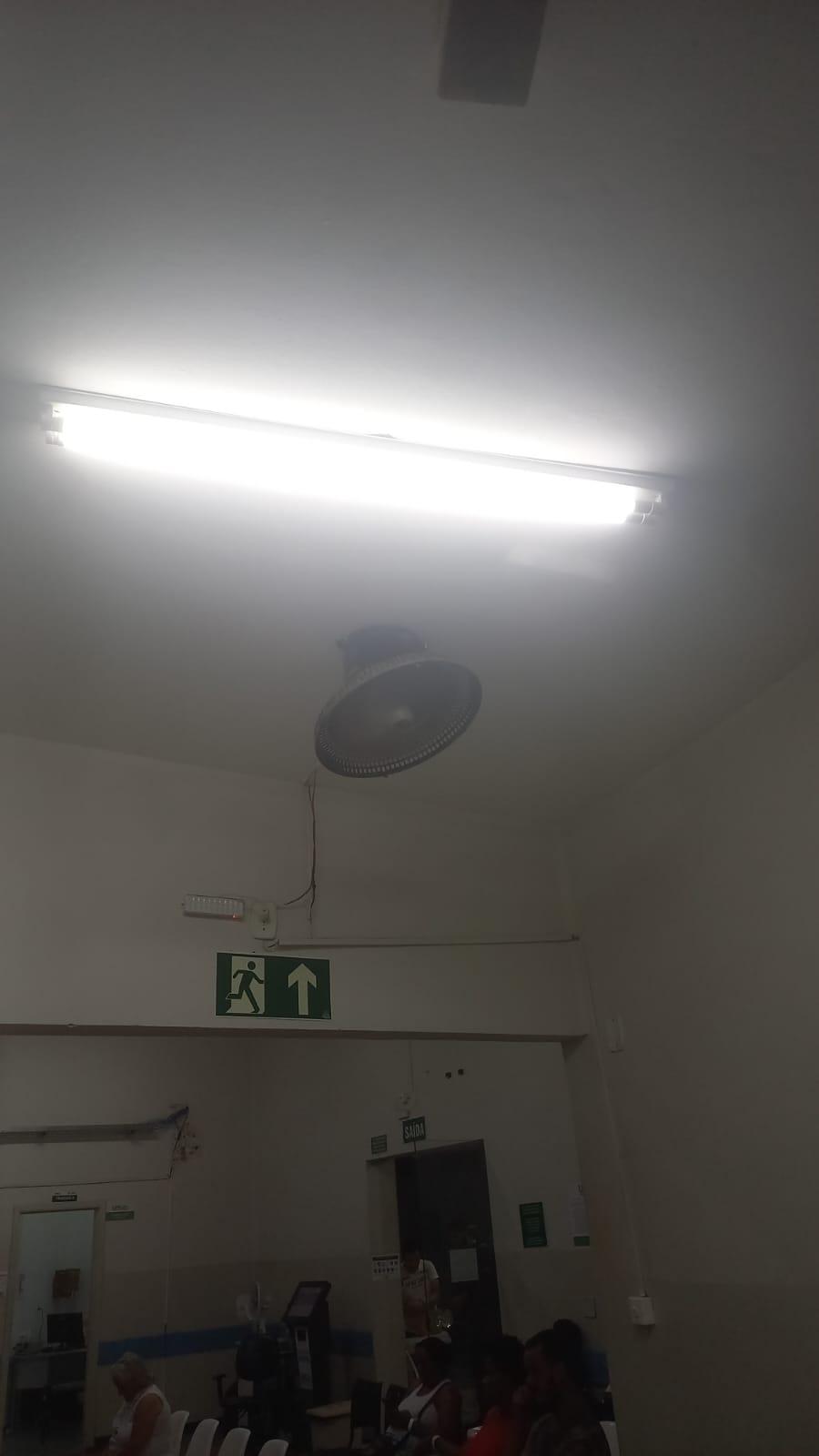 Instalação de ventilador é alvo de reclamação por usuário do sistema público de saúde (Foto/Leitor JM)