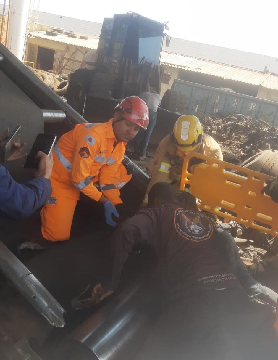 Vítima foi levada em estado grave para atendimento no hospital (Foto/Divulgação)