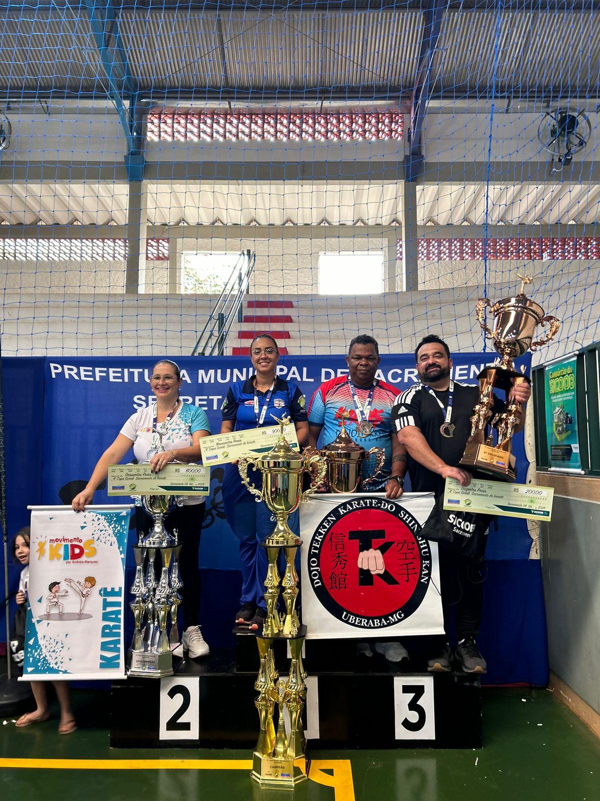 O time conquistou 10 medalhas de ouro e ficou em 3º lugar na classificação geral da competição (Foto/Divulgação)