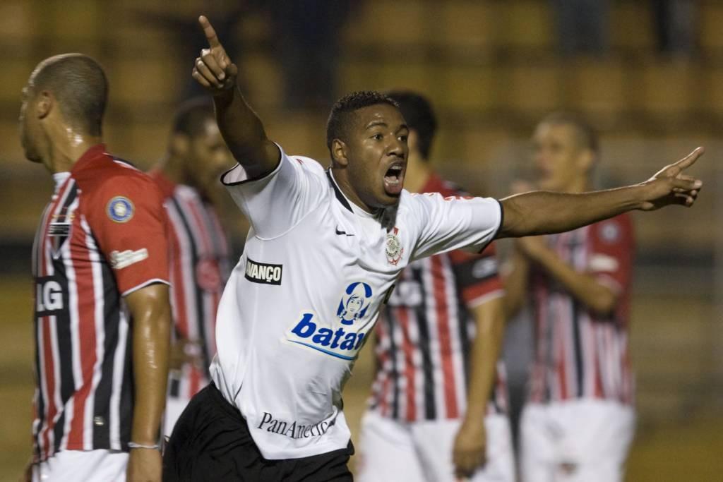 Jucilei, em jogo pelo Corinthians, em 2009 (Foto/Daniel Augusto Jr./Ag. Corinthians)