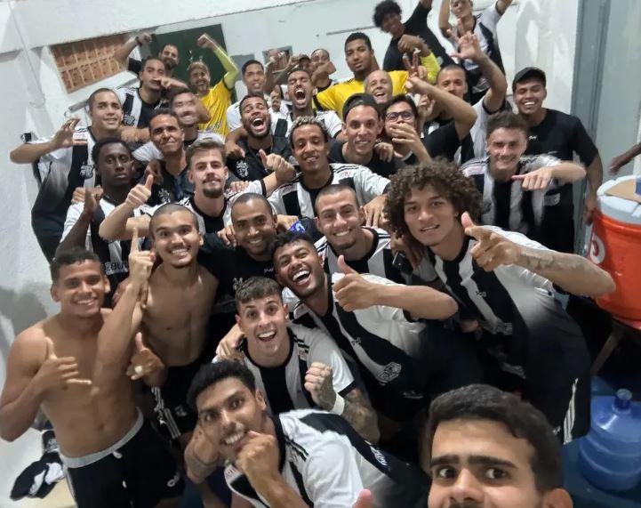 O time de Nei Silva, bem composto, trabalhou bem a bola e chegou ao resultado de 2 a 0 (Foto/Reprodução/Instagram)