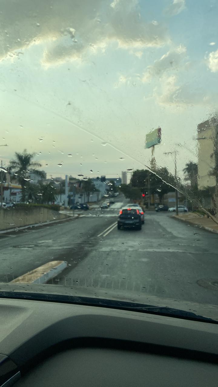 Após meses sem uma gota de água, chuva finalmente caiu sobre Uberaba (Foto/Divulgação)