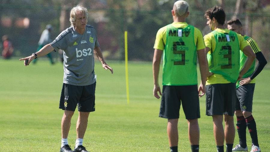 Jorge Jesus treina o Flamengo (Foto/Reprodução)