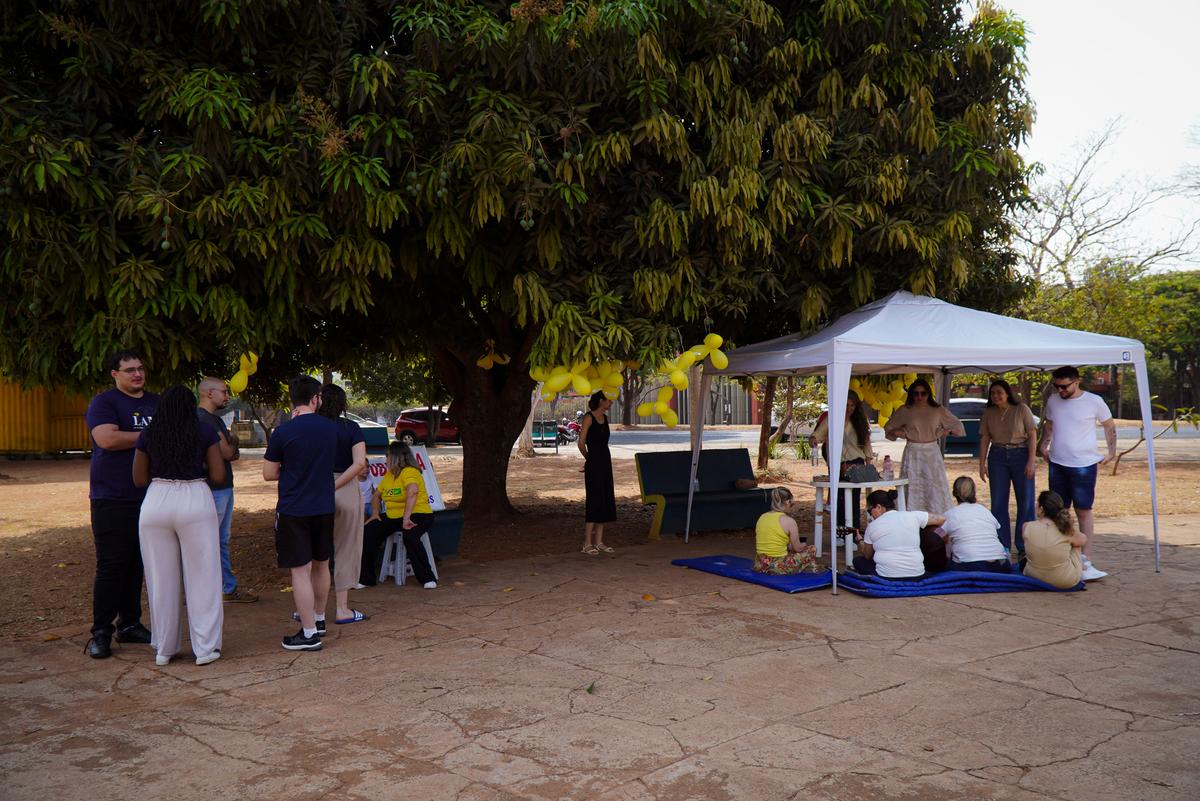 Ação em virtude do Setembro Amarelo na Praça Pôr do Sol (Foto/Divulgação)