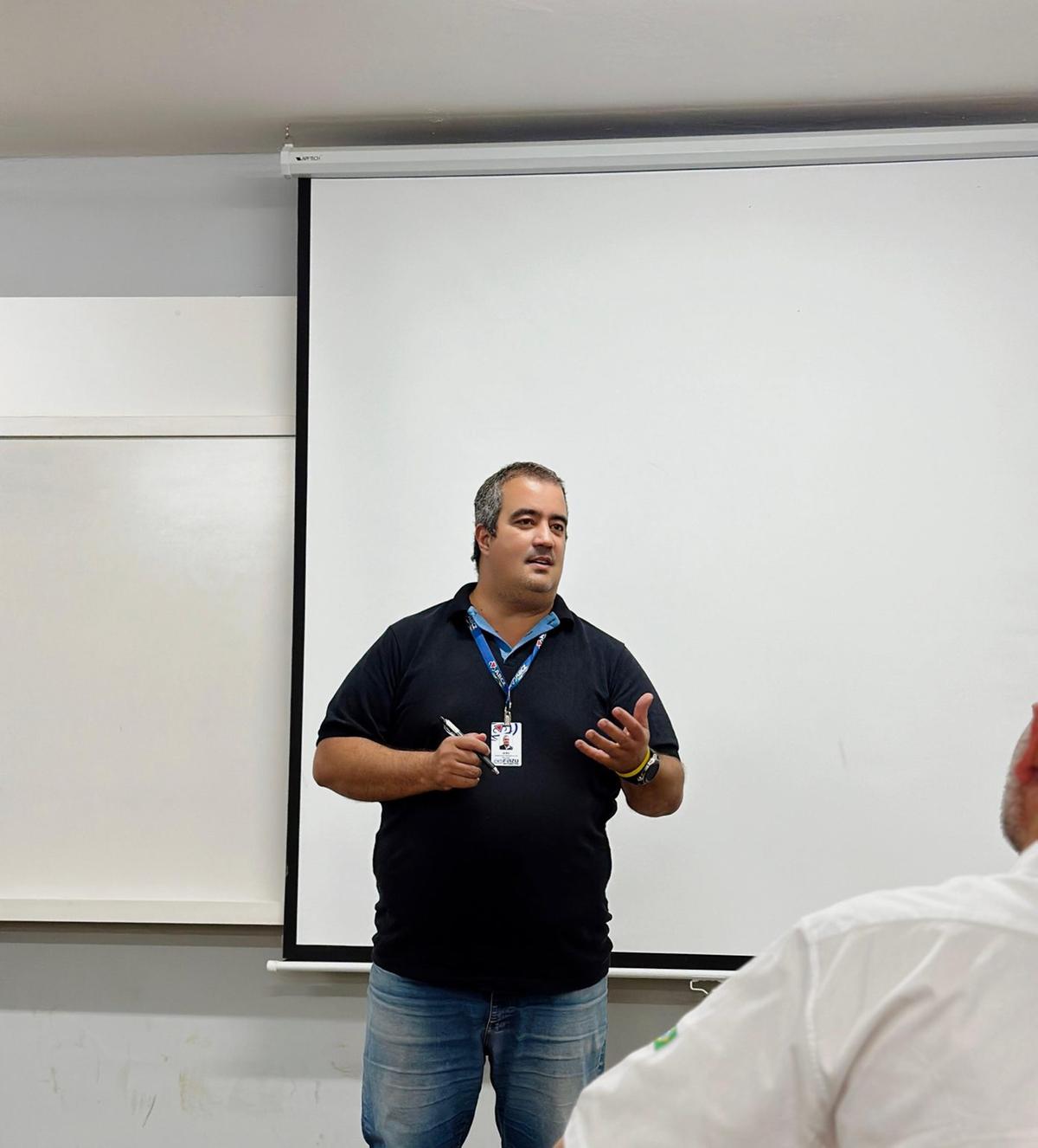 Alex Sandro coordena o curso de Agrocomputação da Fazu (Foto/Divulgação)