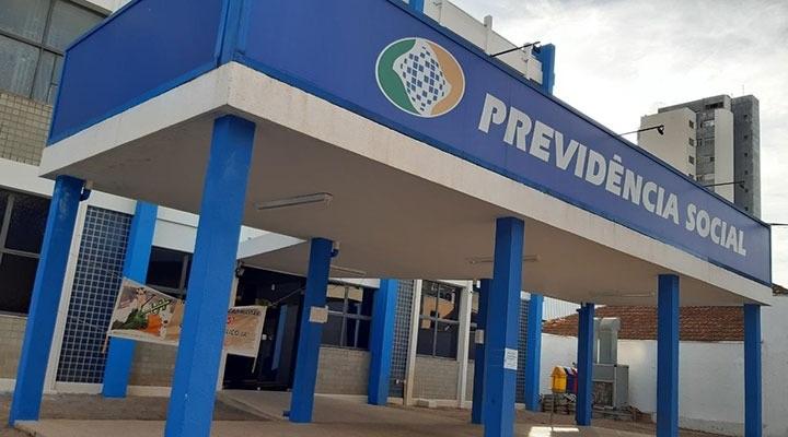 Unidade do INSS de Uberaba já contou com 30% de adesão à greve, que dura 180 dias, e agora cerca de 10% dos servidores estão parados (Foto/Arquivo)