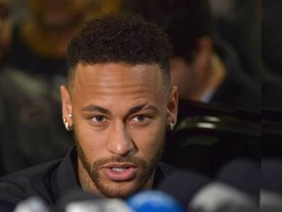 Mesmo distante dos gramados, Neymar sempre é assunto nas convocações da Seleção Brasileira. ((Foto/Arquivo))