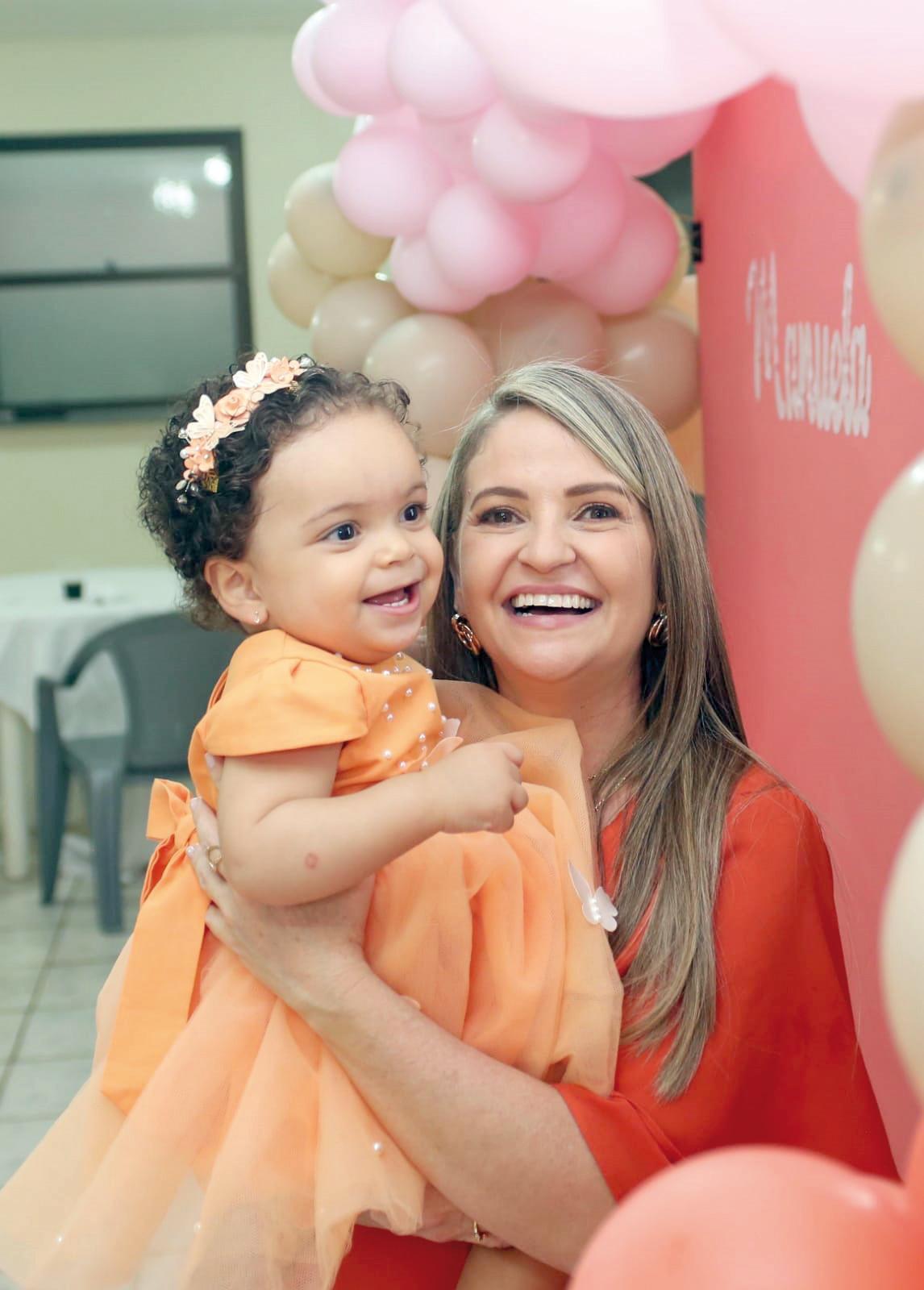 Manuela Assad no seu primeiro aniversario com a mamãe, Evellyn Assad (Foto/Wagner Pinheiro)