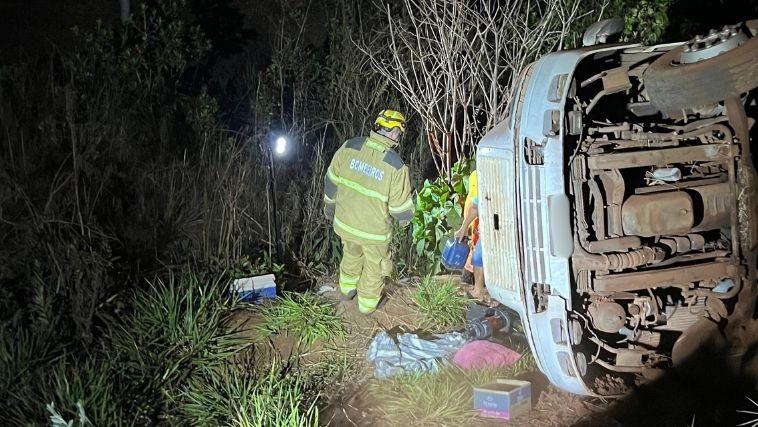 O condutor do veículo, marido da mulher e pai da criança, sofreu apenas escoriações (Foto/Divulgação)