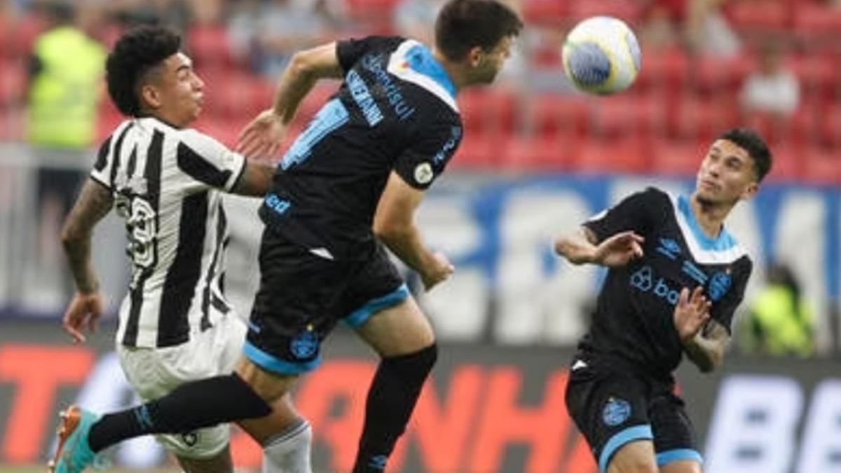 Botafogo não repetiu a boa atuação que fez contra o São Paulo (Foto/Adalberto Marques/Dia Esportivo)