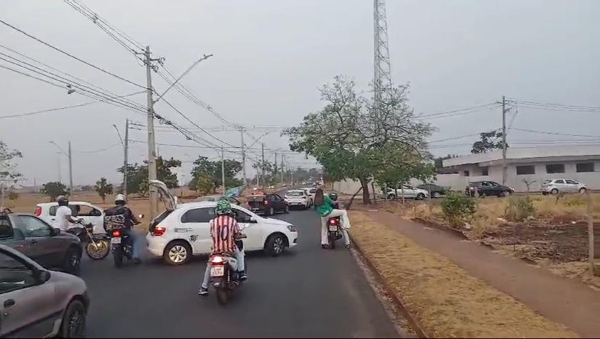 Interrupção do trânsito e falta do uso capacete são infrações gravíssimas (Foto/Divulgação)