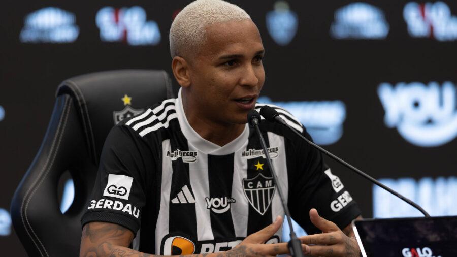 O Galo tem uma dívida de cerca de R$ 4 milhões por Deyverson (Foto/Pedro Souza/Atlético MG)