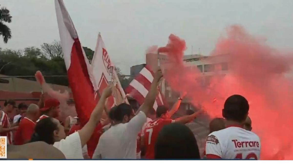 Torcida colorada vai cantar alto no Uberabão. O time só depende de si para se classificar para a próxima fase (Foto/TV Integração)