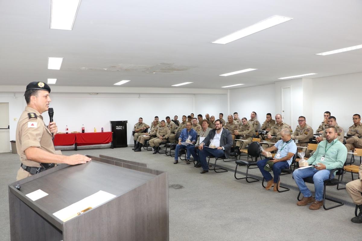 Aula inaugural do curso de “Patrulha Rural”, realizada nesta segunda-feira (14) em auditório da Igesp, na praça Magalhães Pinto (Foto/Sérgio Teixeira/PMMG)