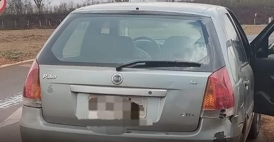 Carro que foi levado da casa do aposentado e localizado com casal na cidade de Igarapava, pela polícia paulista (Foto/Divulgação)