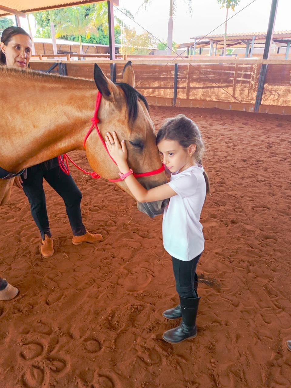 Um pouquinho mais do trabalho da Equocenter Uberaba, Centro Avançado em Equoterapia e Inclusão Equestre, com um ano de trabalho serio, equipe especializada, dedicado à saúde e inclusão (Foto/Arquivo Pessoal)