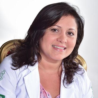 A Dra. Danielle Borges recomenda evitar locais fechados e aglomerações (Foto/Divulgação)