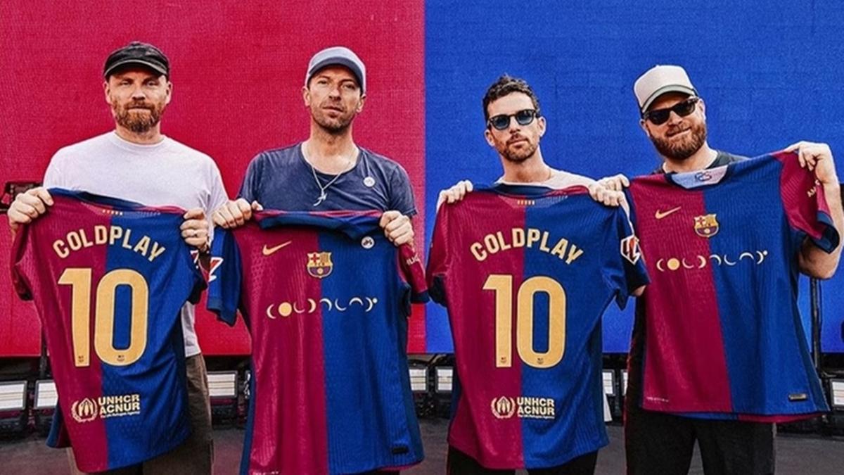 Barcelona jogará “El Clásico” com logo do Coldplay na camisa (Foto/Metrópoles)