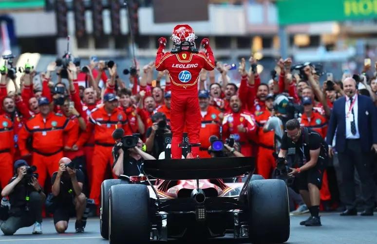 Leclerc fez uma corrida beirando a perfeição e conquistou a sua terceira vitória na temporada, a oitava na carreira (Foto/Sports News Mundo)