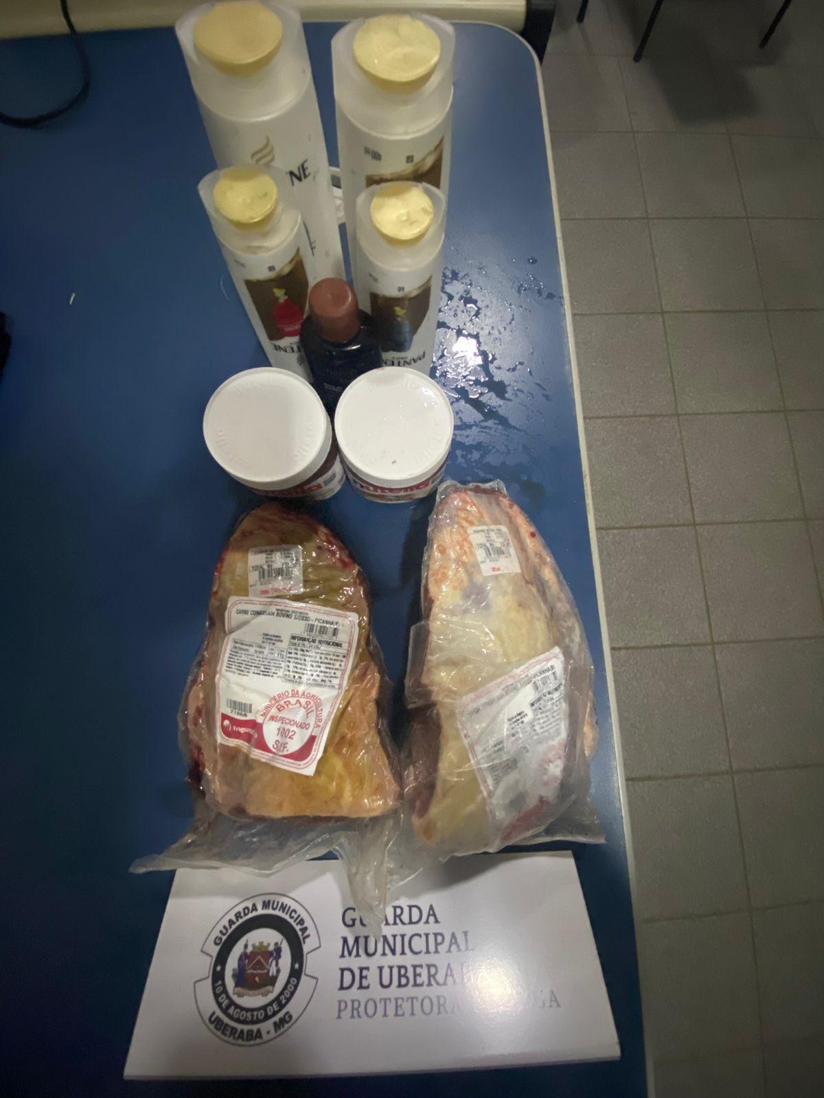 Produtos encontrados com o suspeito no terminal rodoviário durante operação da Guarda Municipal (Foto/Divulgação)