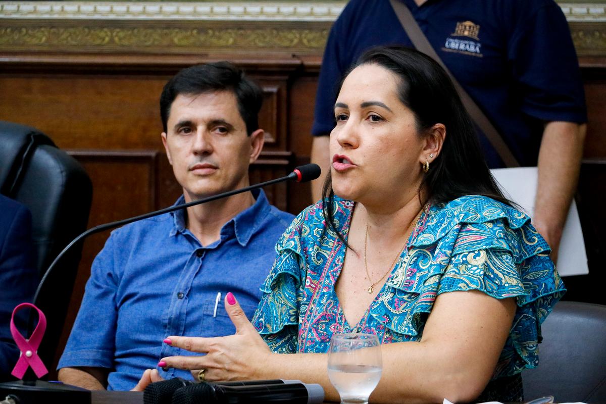 Presidente do Conselho de Desenvolvimento Econômico e Social de Uberaba, Cynthia Bessa, defendeu o projeto que prevê crédito de R$10,7 milhões no orçamento (Foto/Rodrigo Garcia/CMU)