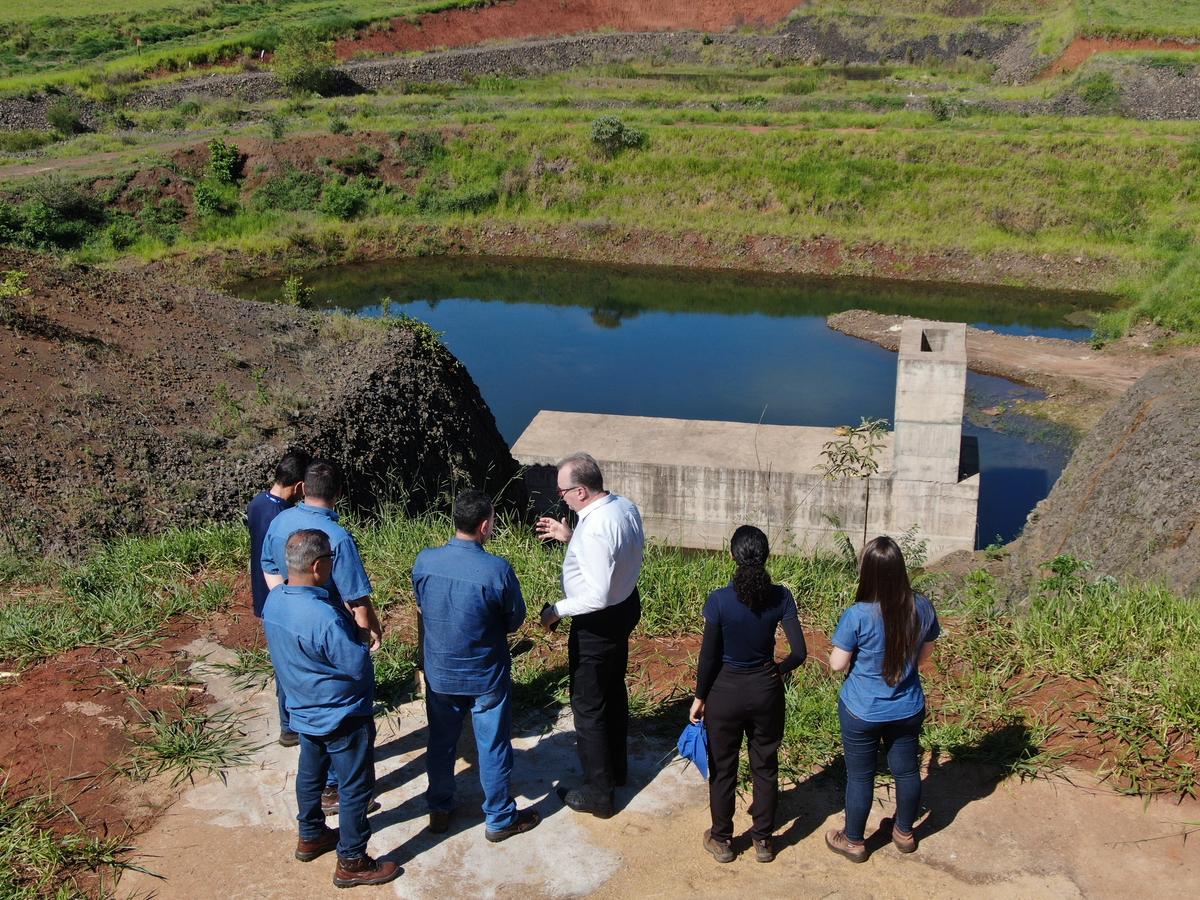 Técnicos da empresa RHA Engenharia e Consultoria estiveram no local da obra em janeiro para dar continuidade à revisão do projeto (Foto/Divulgação)