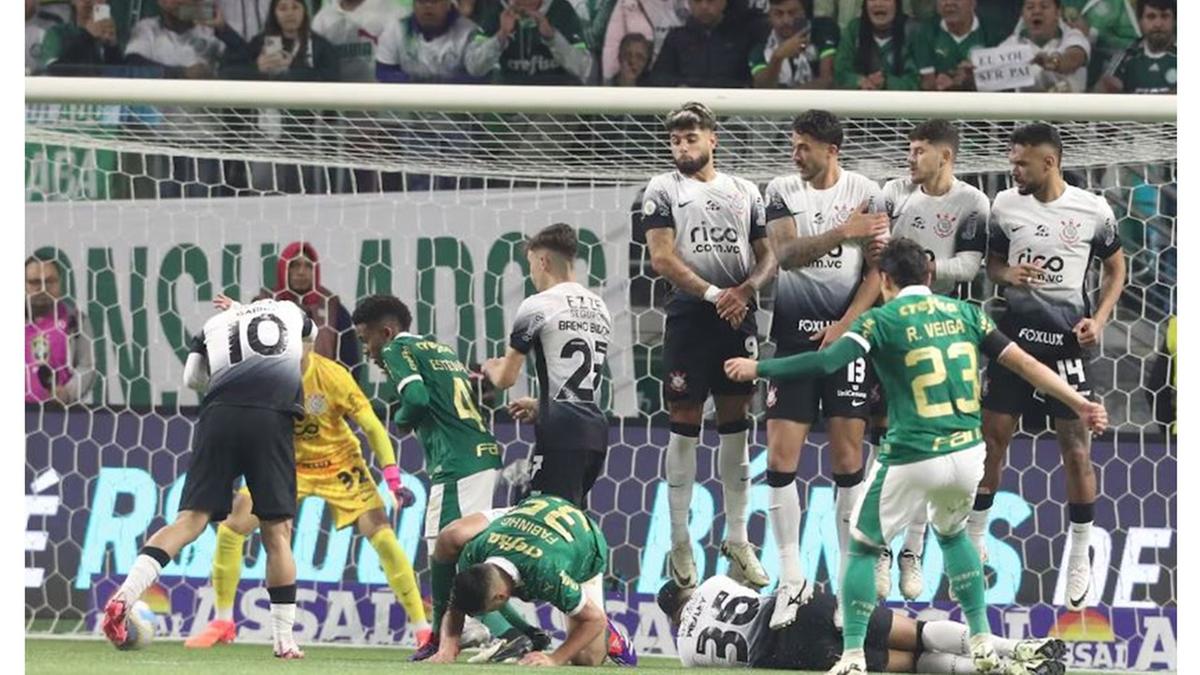 Corinthians e Palmeiras duelam na Neo Química Arena, em São Paulo (SP), pela 32ª rodada do Campeonato Brasileiro (Foto/Alex Silva/Estadão)