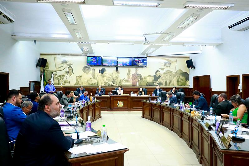 Projeto de resolução que cria as licenças maternidade e paternidade para os vereadores foi aprovado na terça-feira em plenário (Foto/Rodrigo Garcia/CMU)