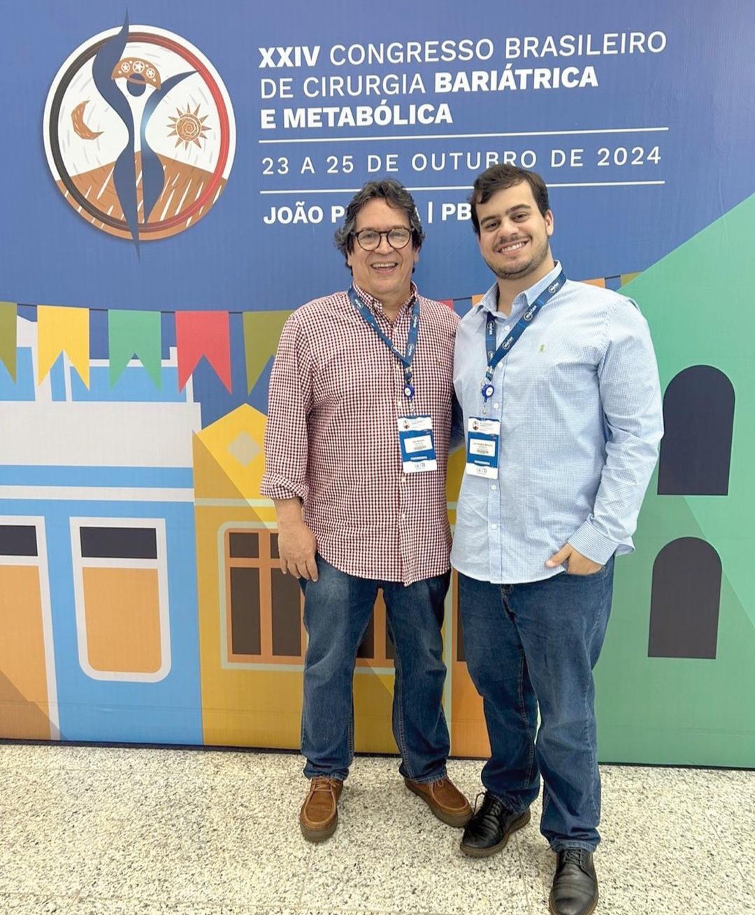 Trilhando os caminhos do pai Dudu Mesquita e seu pai Luiz Flávio Mesquita participaram juntos de Congresso da especialidade no Nordeste (Foto/Arquivo pessoal)