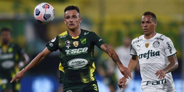 Classificado às oitavas, Palmeiras perde para o Defensa y Justicia na  Libertadores