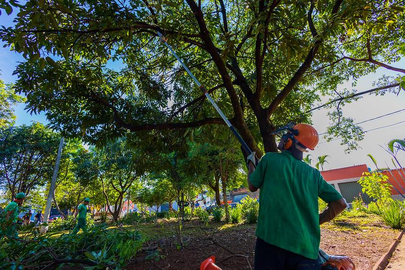 Sete bairros receberam o serviço de tapa-buracos, totalizando nove vias revitalizadas (Foto/Divulgação/PMU)